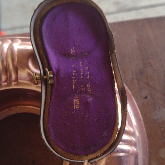 Antique Black Binoculars with Case - Picture 3 of 5